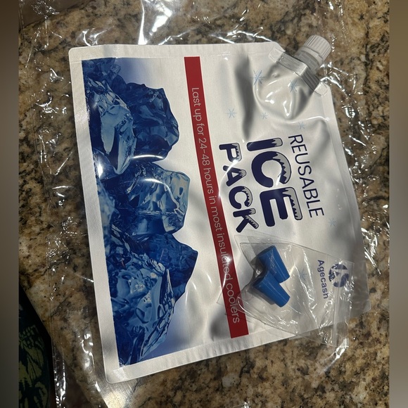 Reusable ice packs new never used - Picture 1 of 3